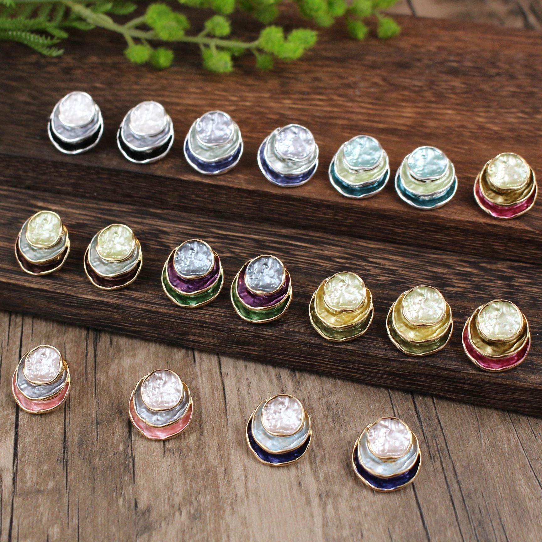 Tricolor Geometric Round Earrings